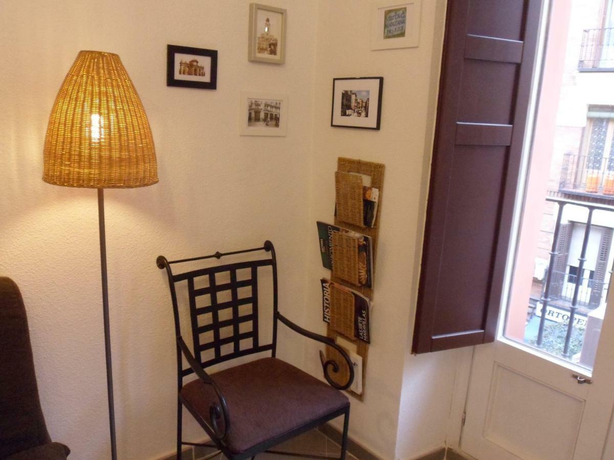 Apartamento Temporada Madrid Exterior photo